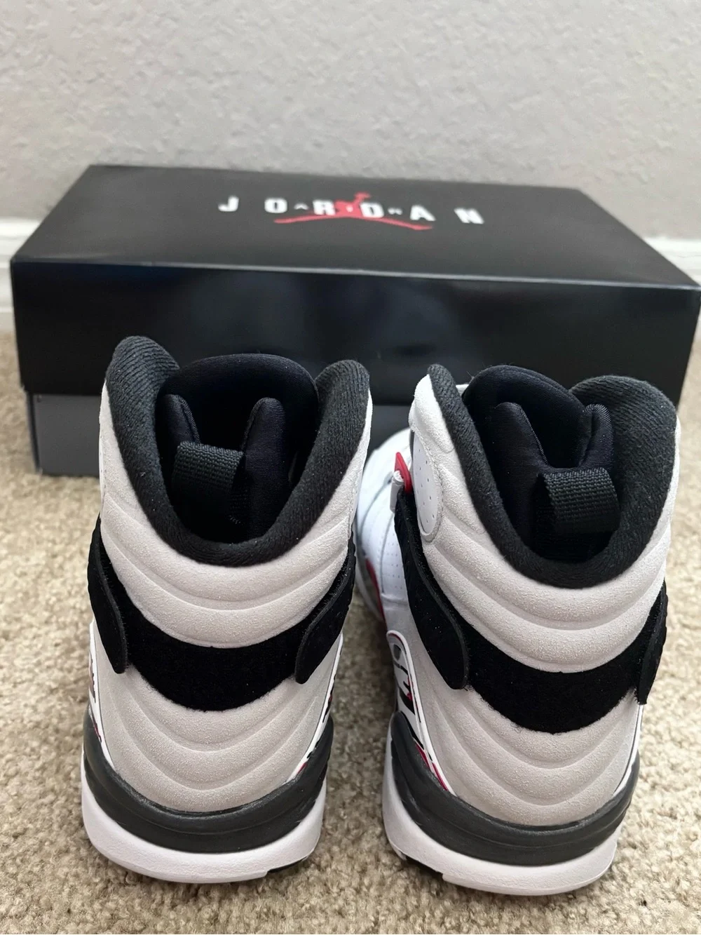 Air Jordan 8 Retro Sneakers